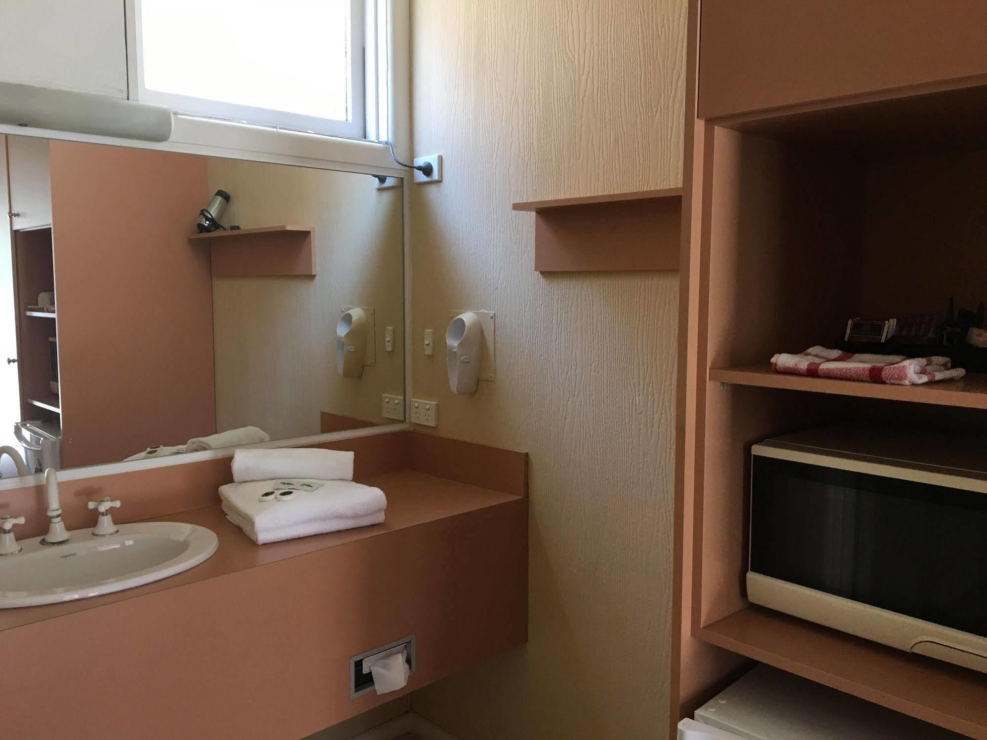 Parkville Motel Мельбурн Экстерьер фото