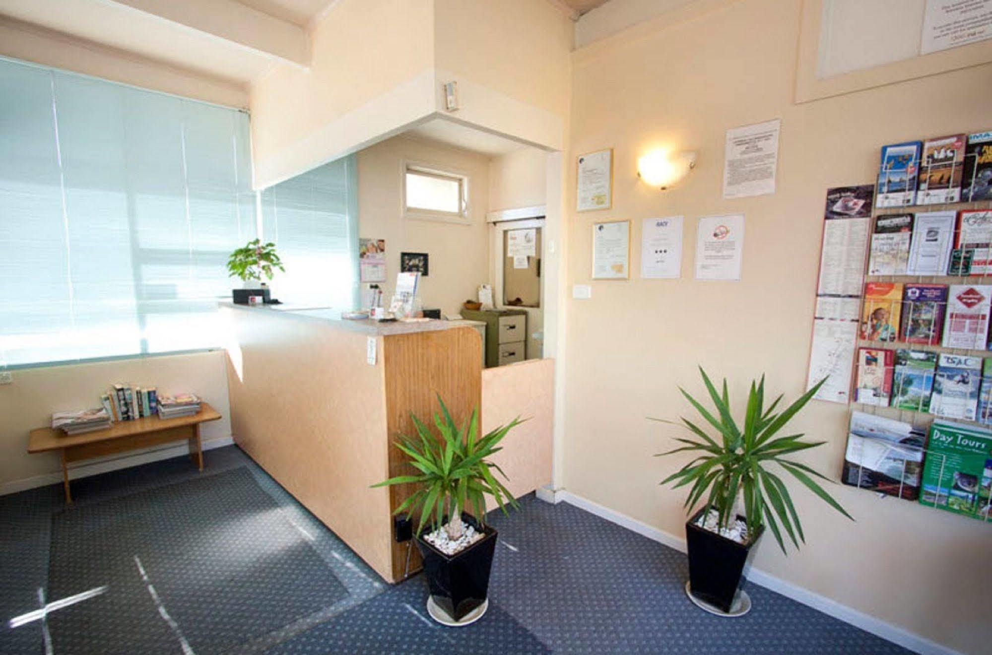 Parkville Motel Мельбурн Экстерьер фото